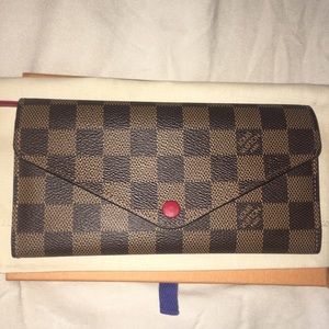 Louis Vuitton Josephine Wallet